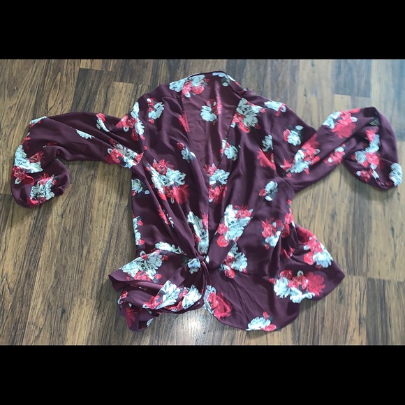 Maurices Tops - Maurices crop top